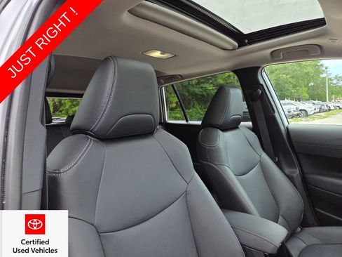 Certified 2025 Toyota Corolla Cross XLE w/ Convenience Package FWD image 15
