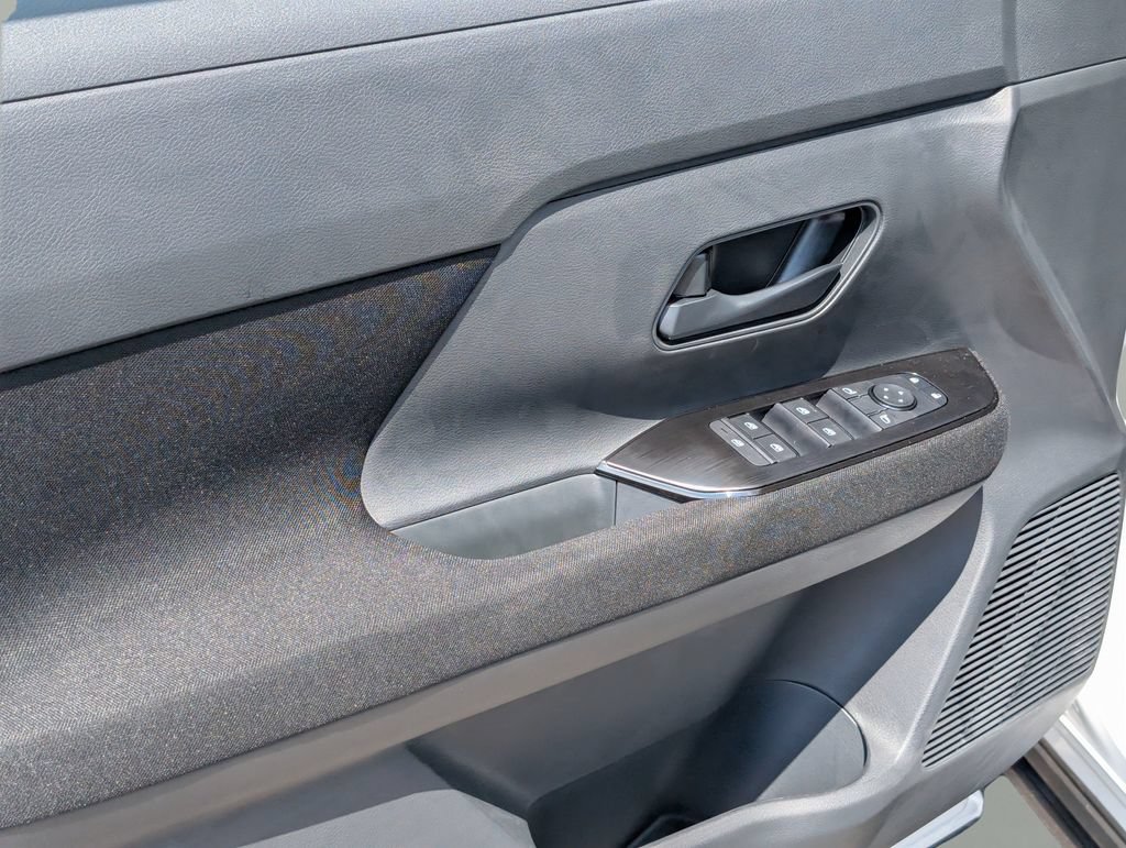 New 2026 Nissan Kicks S FWD image 14