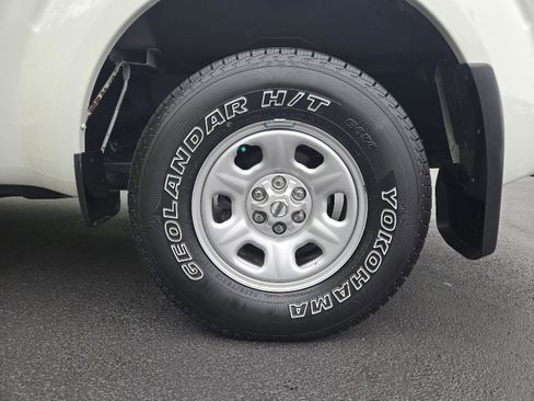 Used 2019 Nissan Frontier S RWD image 10