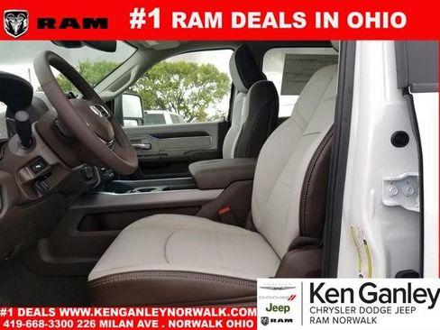 New 2026 RAM 3500 Laramie w/ Max Tow Package AWD/4WD image 12