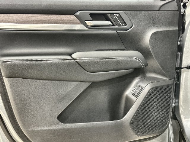 New 2026 GMC Terrain Denali w/ LPO, Floor Liner Package AWD/4WD image 22