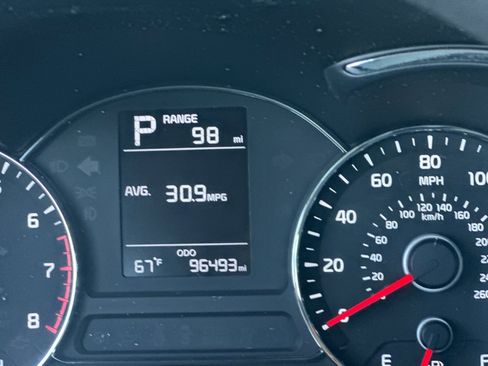 Used 2017 Kia Forte LX image 22