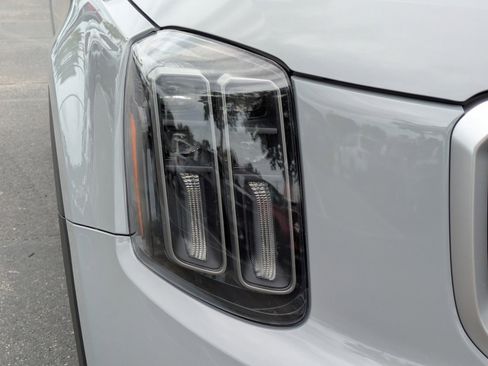 Certified 2023 Kia Telluride EX X-Line AWD/4WD image 8