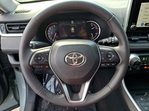 Used 2023 Toyota RAV4 XLE w/ Convenience Package image 20