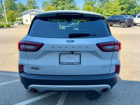 Used 2025 Ford Escape Active AWD/4WD image 5