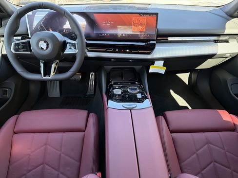 New 2026 BMW 530i 530i w/ M Sport Package image 2