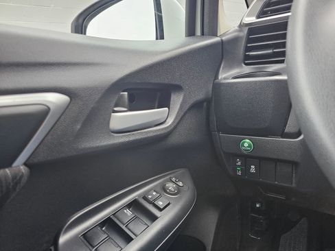 Used 2018 Honda Fit EX image 31