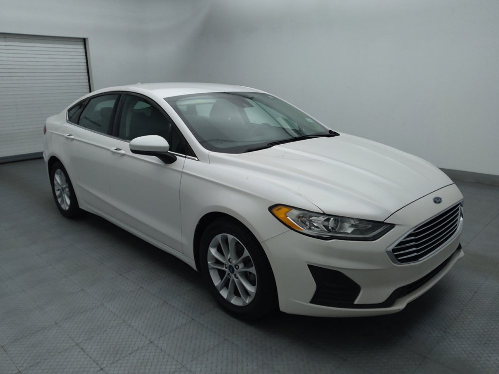 Used 2020 Ford Fusion SE FWD image 13