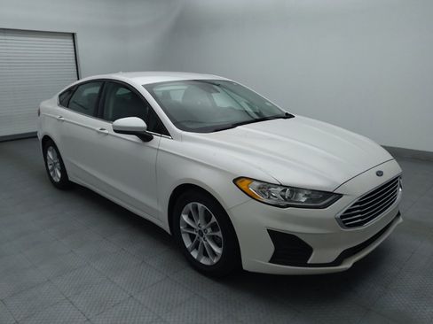 Used 2020 Ford Fusion SE FWD image 13