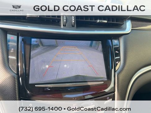 Used 2015 Cadillac XTS Luxury image 20