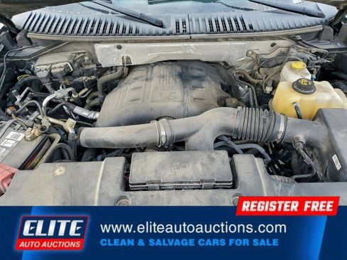 Used 2017 Ford Expedition XLT w/ Equipment Group 202A image 24