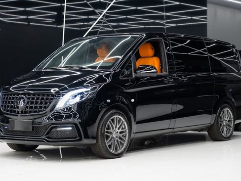 Used 2023 Mercedes-Benz Metris Passenger image 5