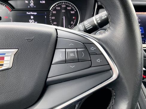 Used 2023 Cadillac XT5 Luxury image 19