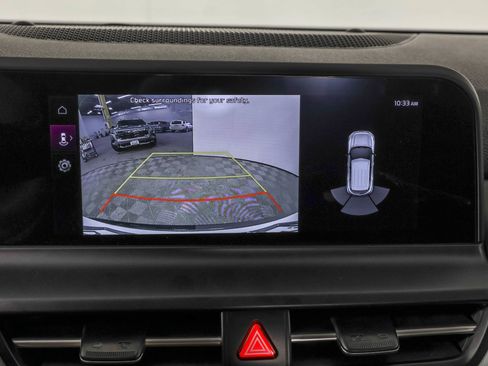 Used 2025 Kia Seltos SX w/ SX Sunroof Package image 8