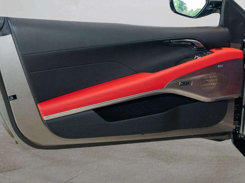Used 2025 Lotus Emira RWD image 15