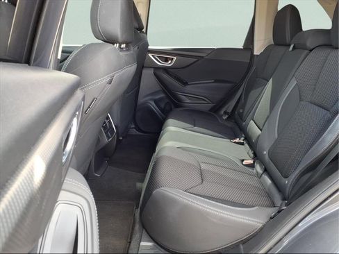 Used 2023 Subaru Forester Premium image 19