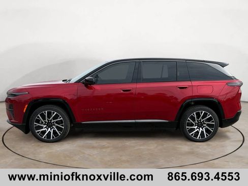 Used 2025 Jeep Wagoneer S Limited AWD/4WD image 6