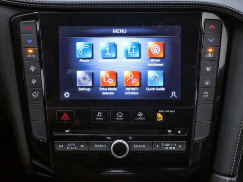 Used 2020 INFINITI QX50 Luxe FWD image 18