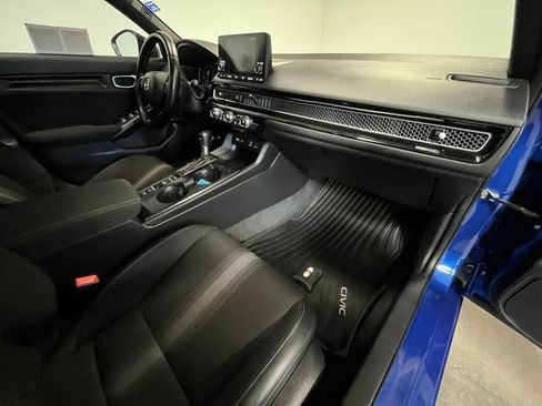 Used 2022 Honda Civic Sport image 11