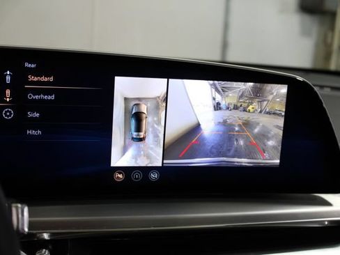 Used 2024 Cadillac Lyriq Sport AWD/4WD image 16