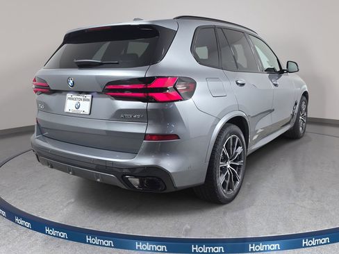 New 2026 BMW X5 xDrive40i w/ M Sport Package AWD/4WD image 5