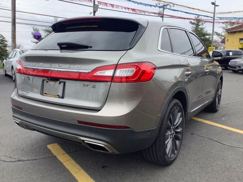 Used 2016 Lincoln MKX Reserve w/ Technology Package AWD/4WD image 7