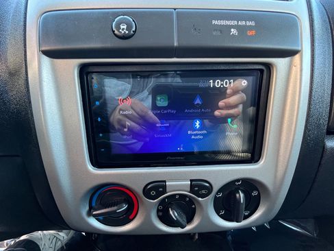 Used 2009 Chevrolet Colorado LT image 19