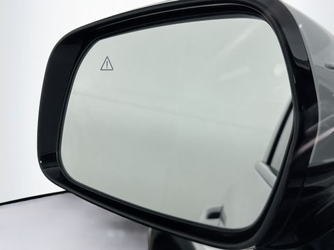 Used 2025 Kia Sorento LX FWD image 16