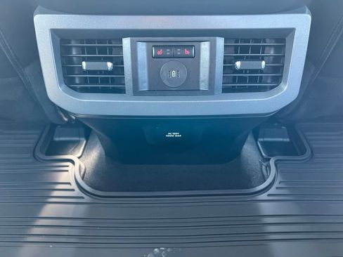 Used 2025 Ford F250 Lariat w/ Tremor Off-Road Package AWD/4WD image 25