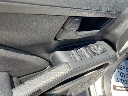 Used 2025 Toyota Tacoma SR RWD image 13