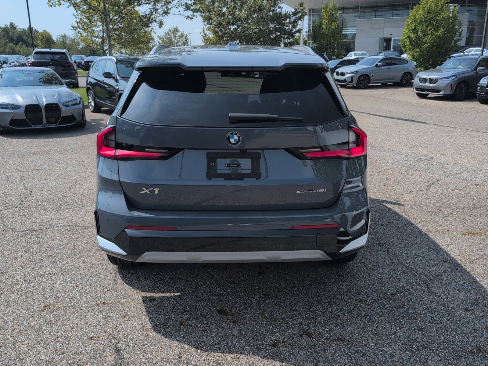 Used 2026 BMW X1 xDrive28i w/ Technology Package AWD/4WD image 4
