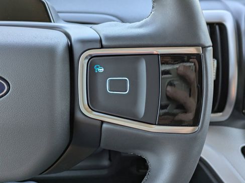 New 2025 Ford Expedition Max Active image 29