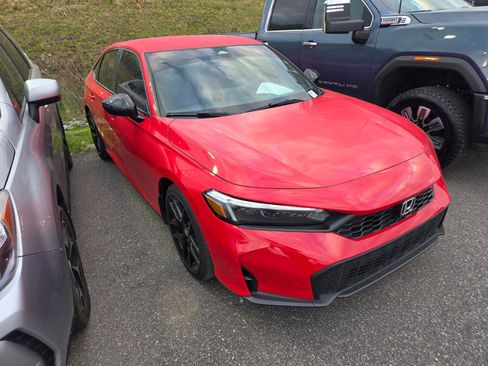Used 2025 Honda Civic Sport image 3