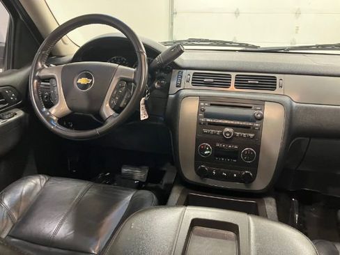 Used 2010 Chevrolet Tahoe LT w/ Luxury Package AWD/4WD image 36