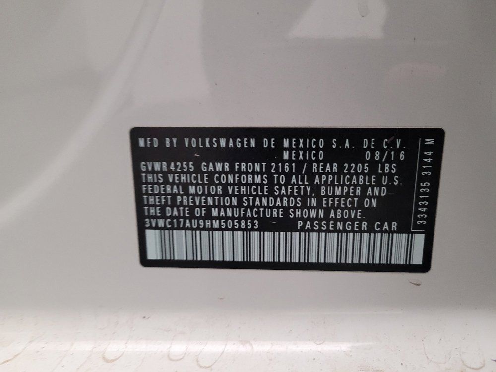 Used 2017 Volkswagen Golf S FWD image 33