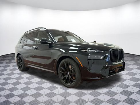 Used 2026 BMW X7 xDrive40i w/ M Sport Package image 6