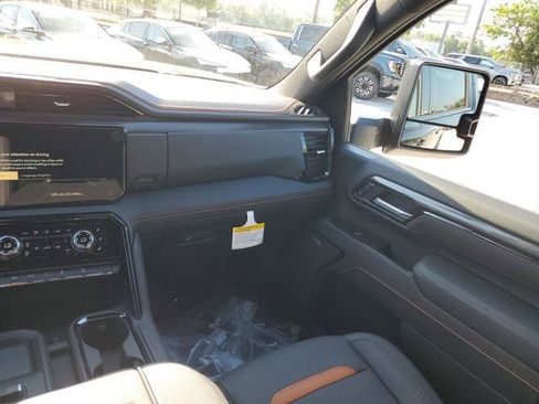 New 2026 GMC Sierra 2500 AT4 w/ AT4 Premium Plus Package image 16