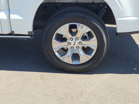 Used 2022 Ford F150 Platinum w/ Equipment Group 701A High AWD/4WD image 10