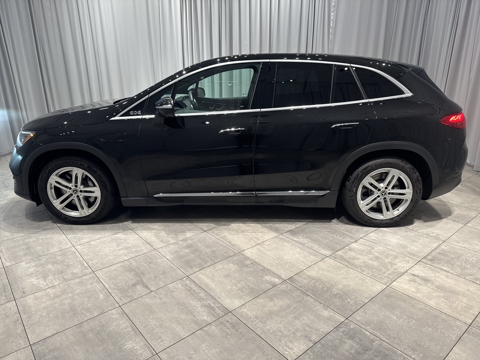 Used 2023 Mercedes-Benz EQE 350+ 4MATIC SUV image 8