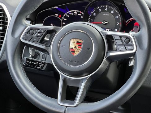 Certified 2023 Porsche Cayenne AWD/4WD image 24