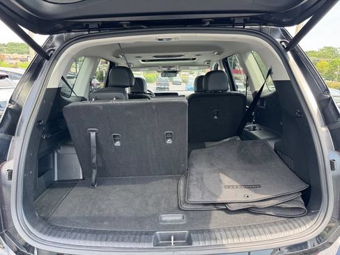 Certified 2025 Kia Telluride S FWD image 10
