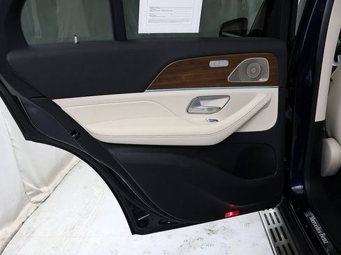 Used 2021 Mercedes-Benz GLE 350 4MATIC image 29