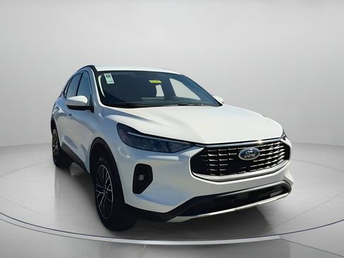 New 2026 Ford Escape SE image 4