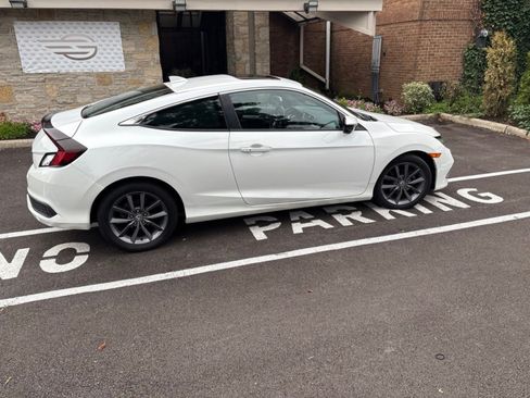 Used 2019 Honda Civic EX image 7