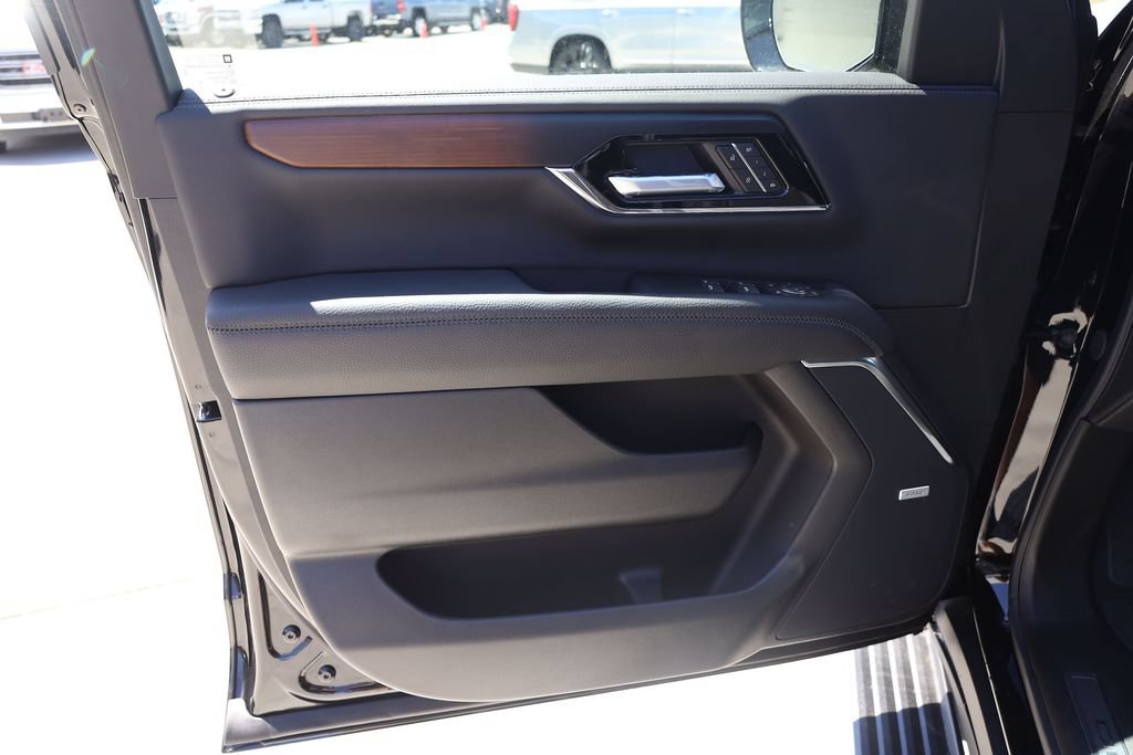 New 2026 GMC Yukon Denali AWD/4WD image 10