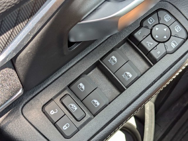 New 2026 RAM 3500 Big Horn AWD/4WD image 24