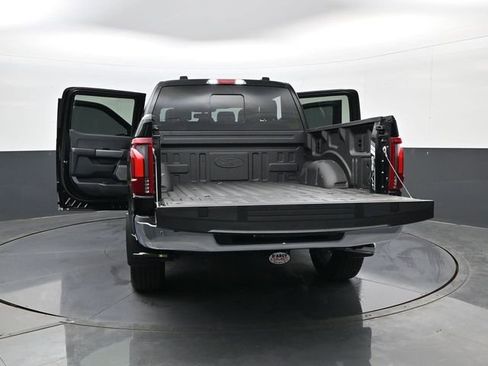 Used 2024 Ford F150 Lariat w/ FX4 Off-Road Package image 32