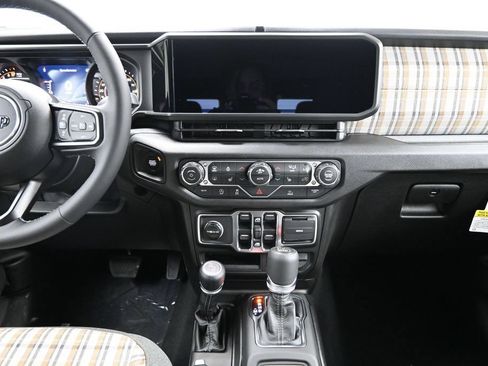 New 2026 Jeep Gladiator Sport AWD/4WD image 15