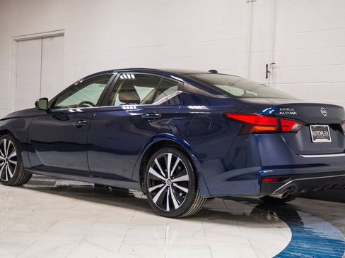 Used 2022 Nissan Altima 2.5 SR image 32