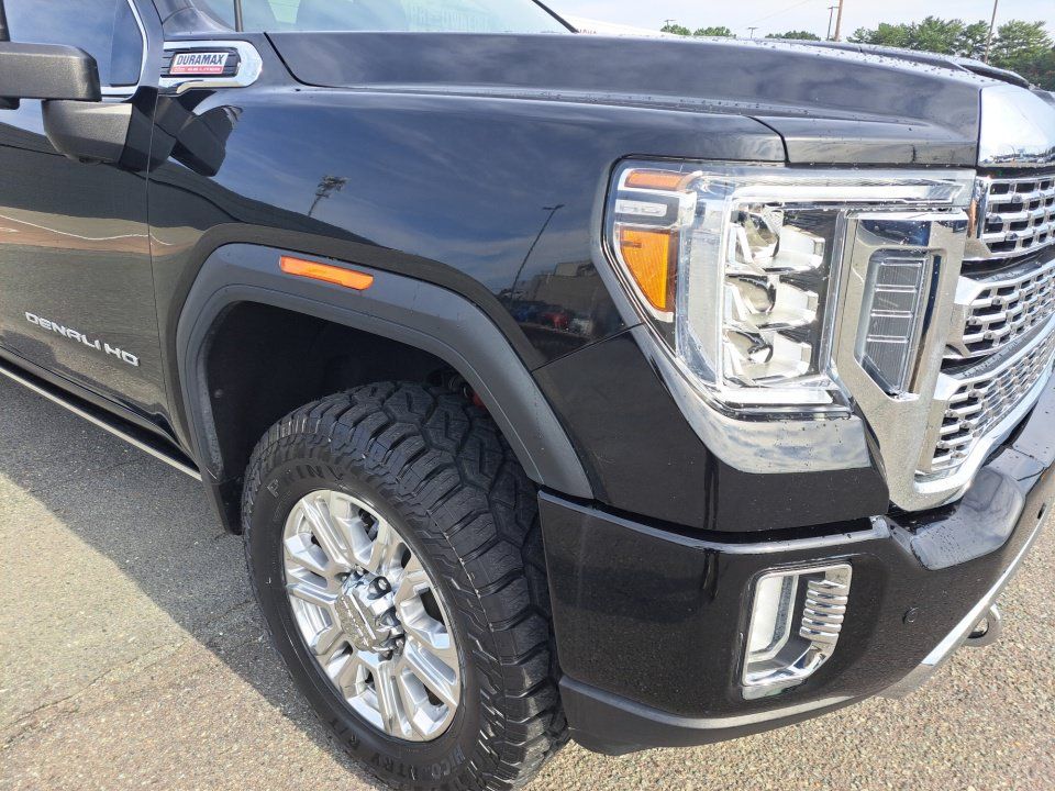 Used 2021 GMC Sierra 2500 Denali w/ Denali Ultimate Package AWD/4WD image 16